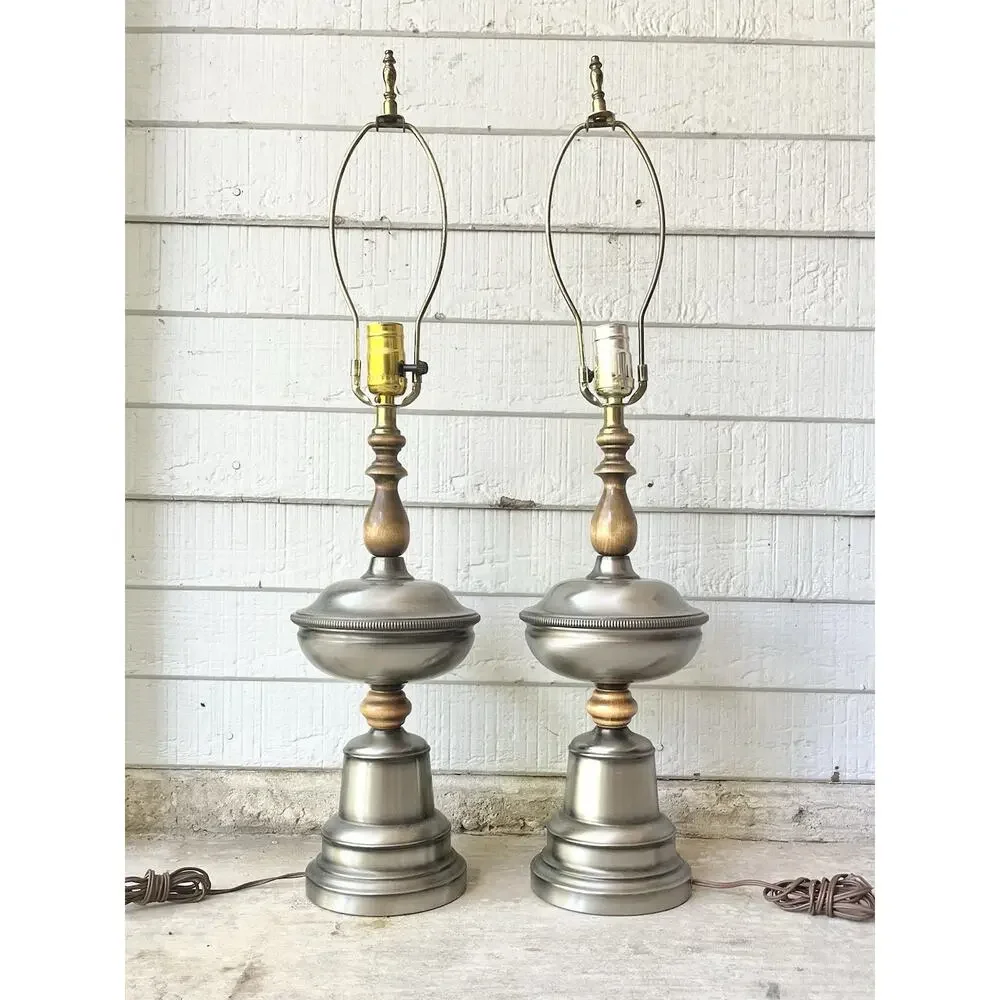 1960s Mid-century Hollywood Regency-Style Wood & Gray Metal Leviton Lamps 29” - Picture 2 of 12